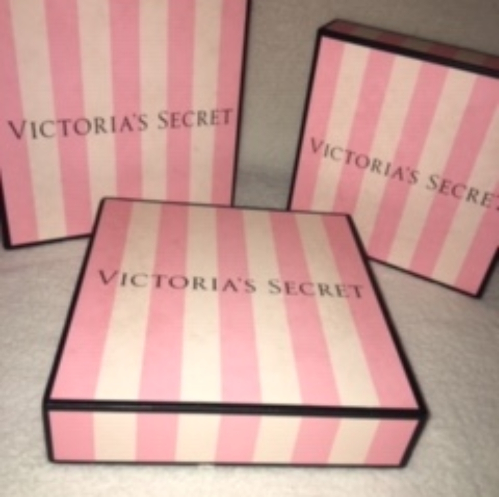 VS Pink Rare Hat Top Boxes VS Display Prop